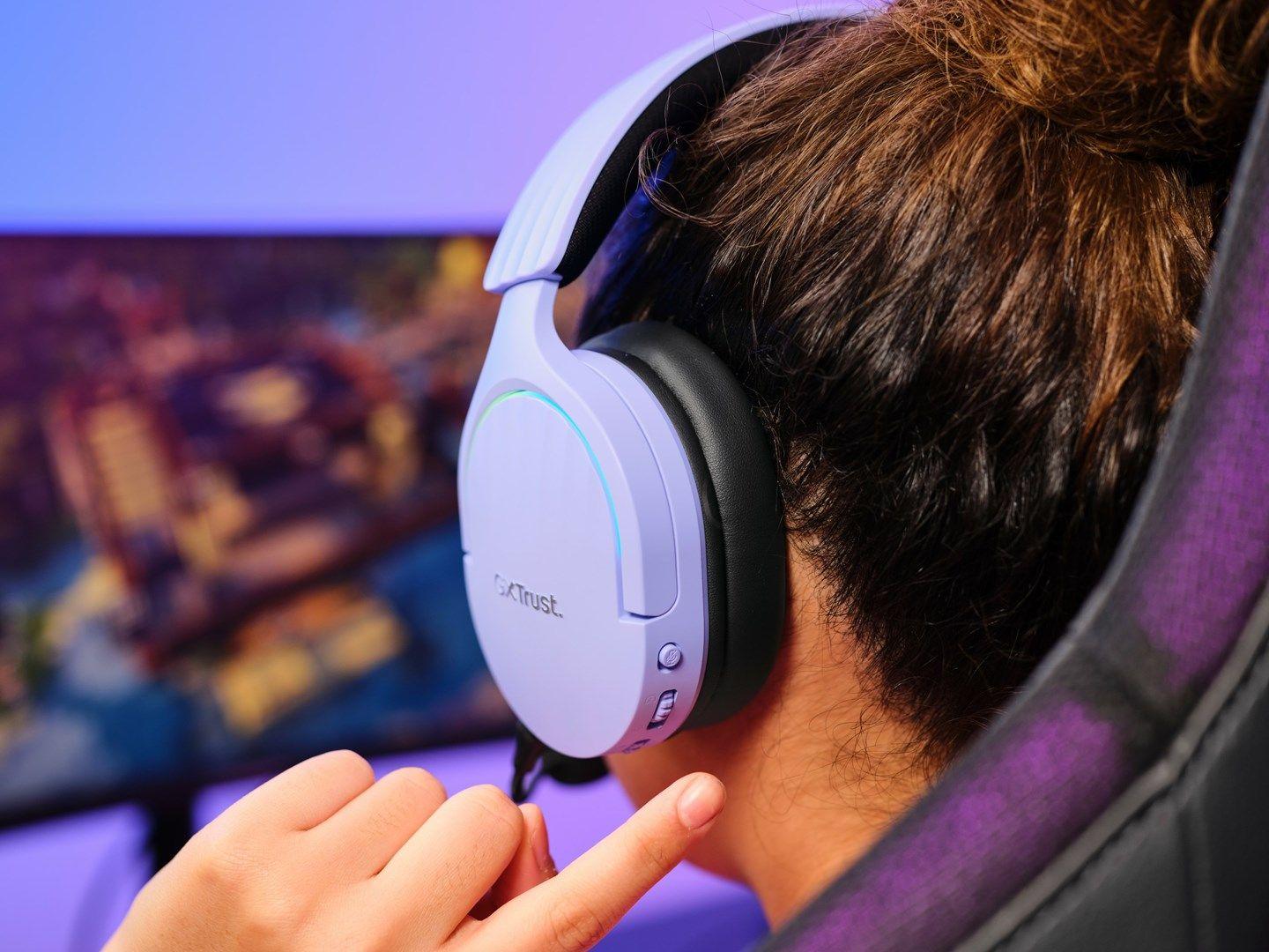 Słuchawki gamingowe Trust GXT 491P FAYZO WIRELESS Purple — zdjęcie 2
