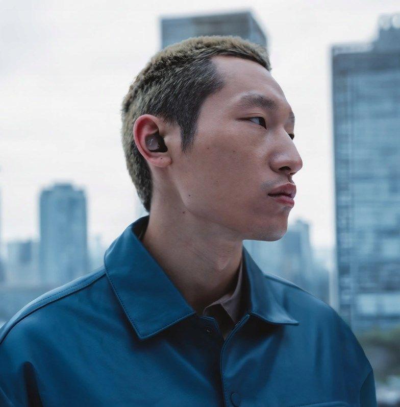 Słuchawki SENNHEISER MOMENTUM TRUE WIRELESS 4 - BLACK COPPER — zdjęcie 10