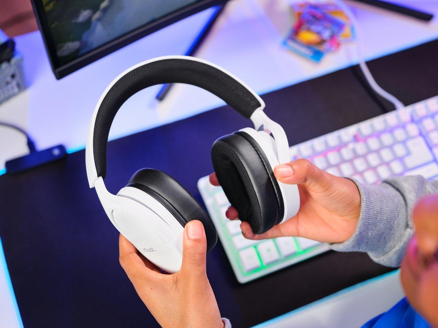Słuchawki TRUST GXT489W FAYZO HEADSET WHT (25210) — zdjęcie 4