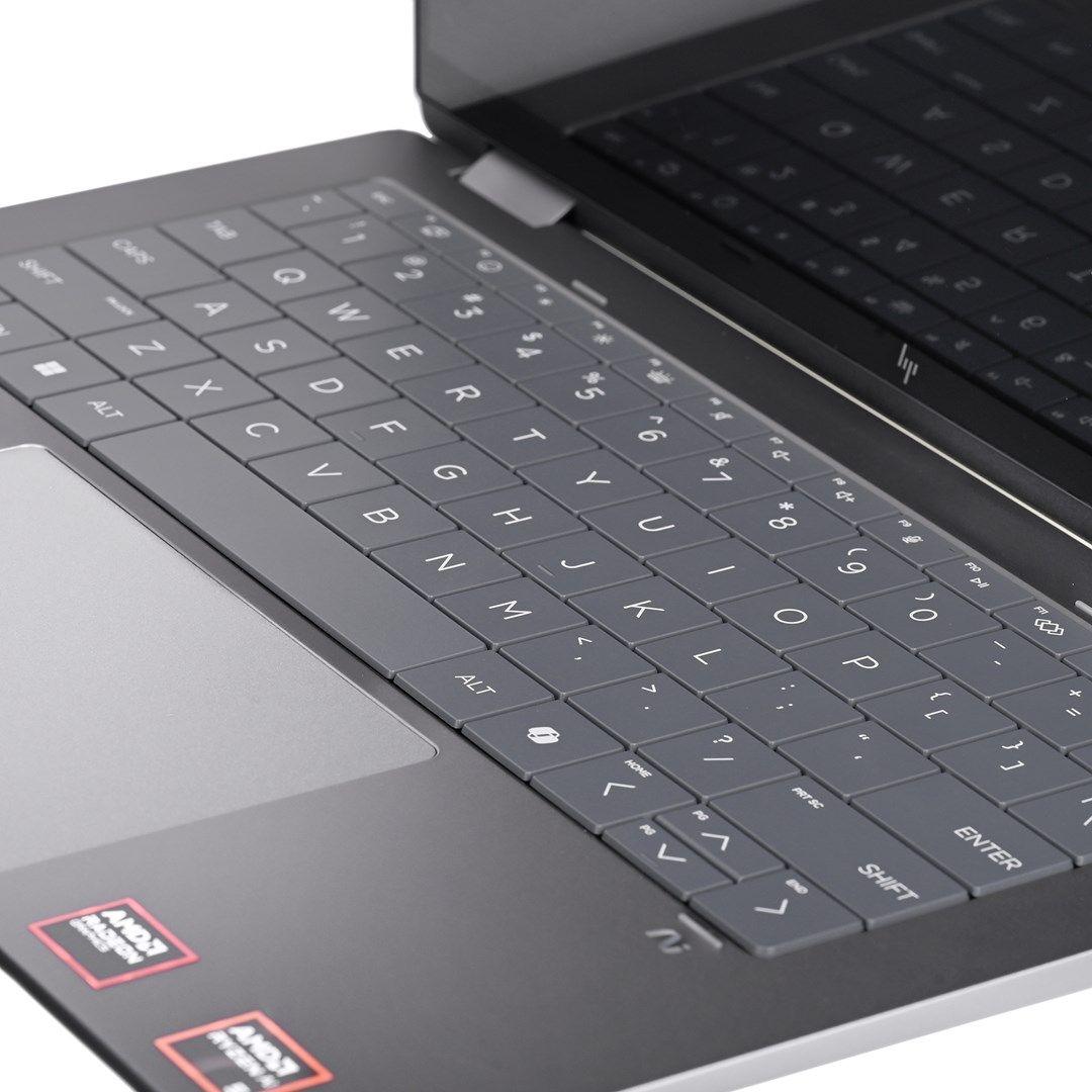 HP OmniBook Flip 14-FK0013D Ryzen AI 5 340 14" WUXGA Touch IPS 16GB SSD512 BT BLKB x360 Win11 Meteor Silver (REPACK) 2Y — zdjęcie 4