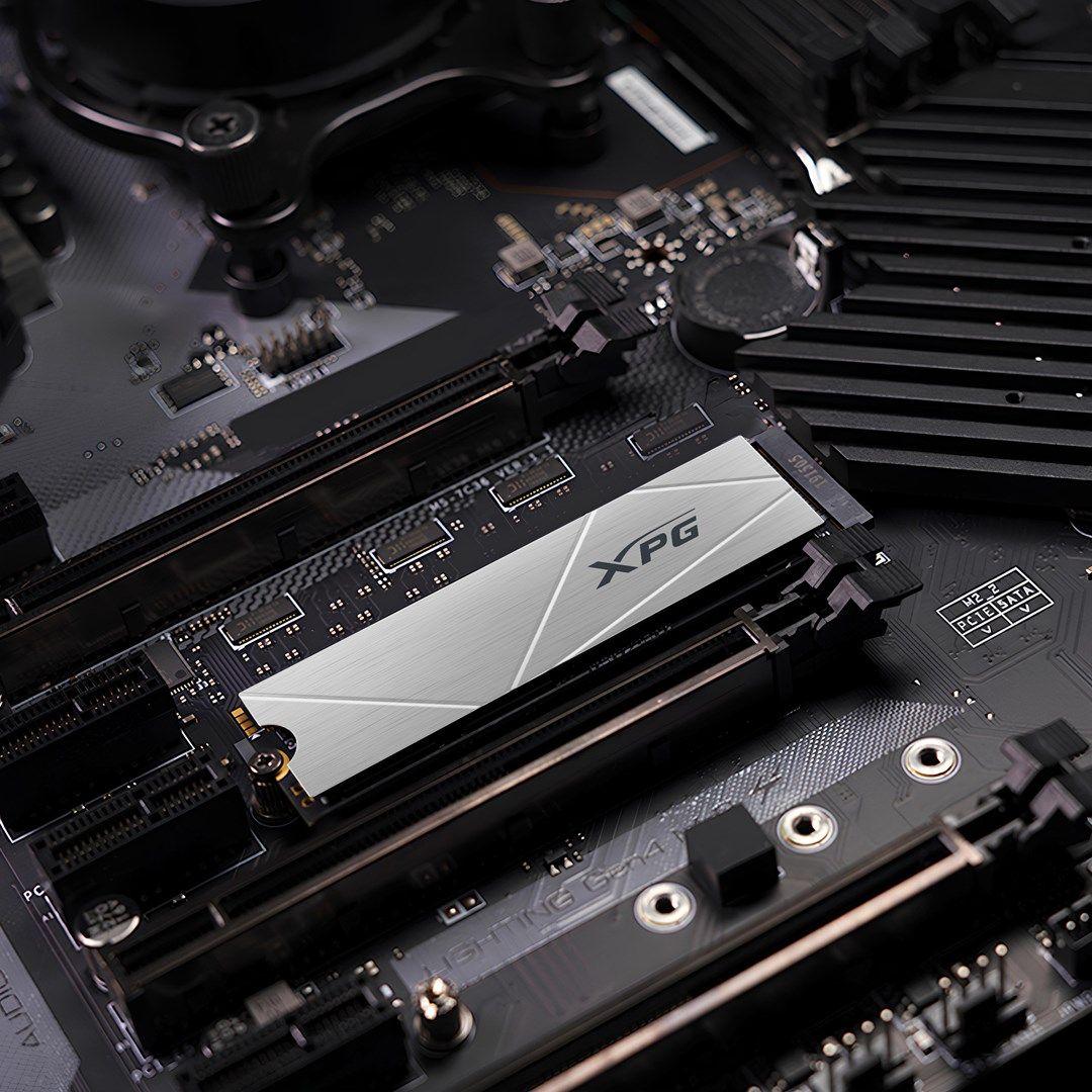 ADATA DYSK SSD GAMMIX S60 1TB PCIe Gen4 M.2 — zdjęcie 6