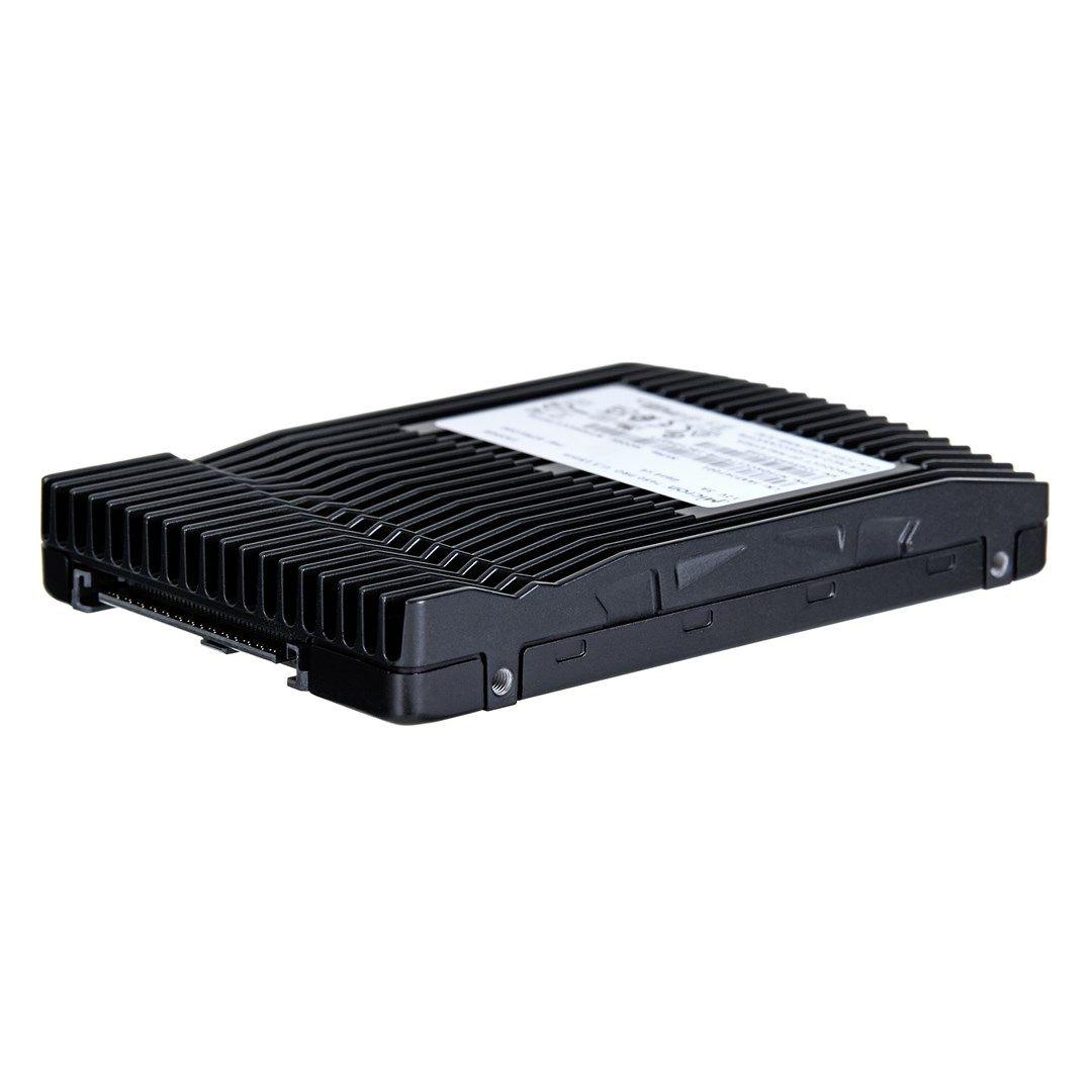 Dysk SSD Micron 7450 PRO 1.92TB U.3 (7mm) NVMe Gen4 MTFDKCB1T9TFR-1BC1ZABYYR (DWPD 1) — zdjęcie 1