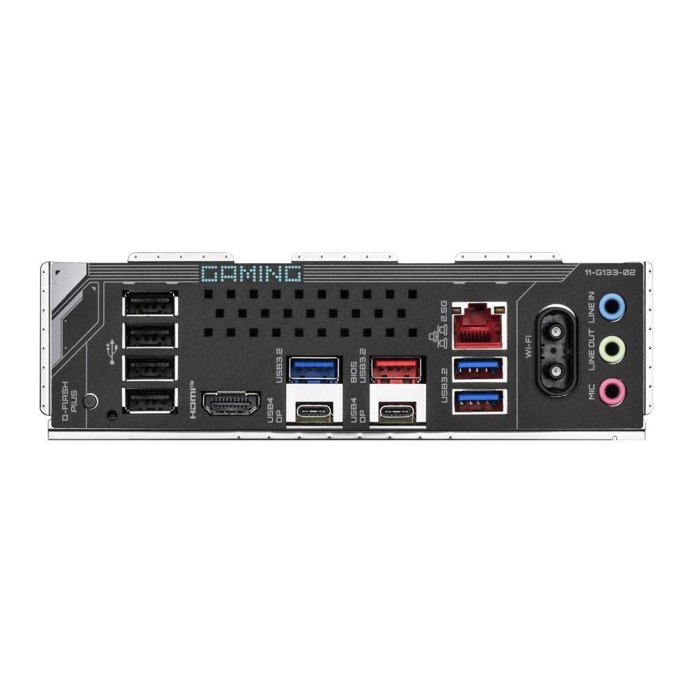 Płyta Gigabyte X870 GAMING X WIFI7 /AMD X870/DDR5/SATA3/M.2/USB4/PCIe5.0/WiFi/BT/AM5/ATX — zdjęcie 3