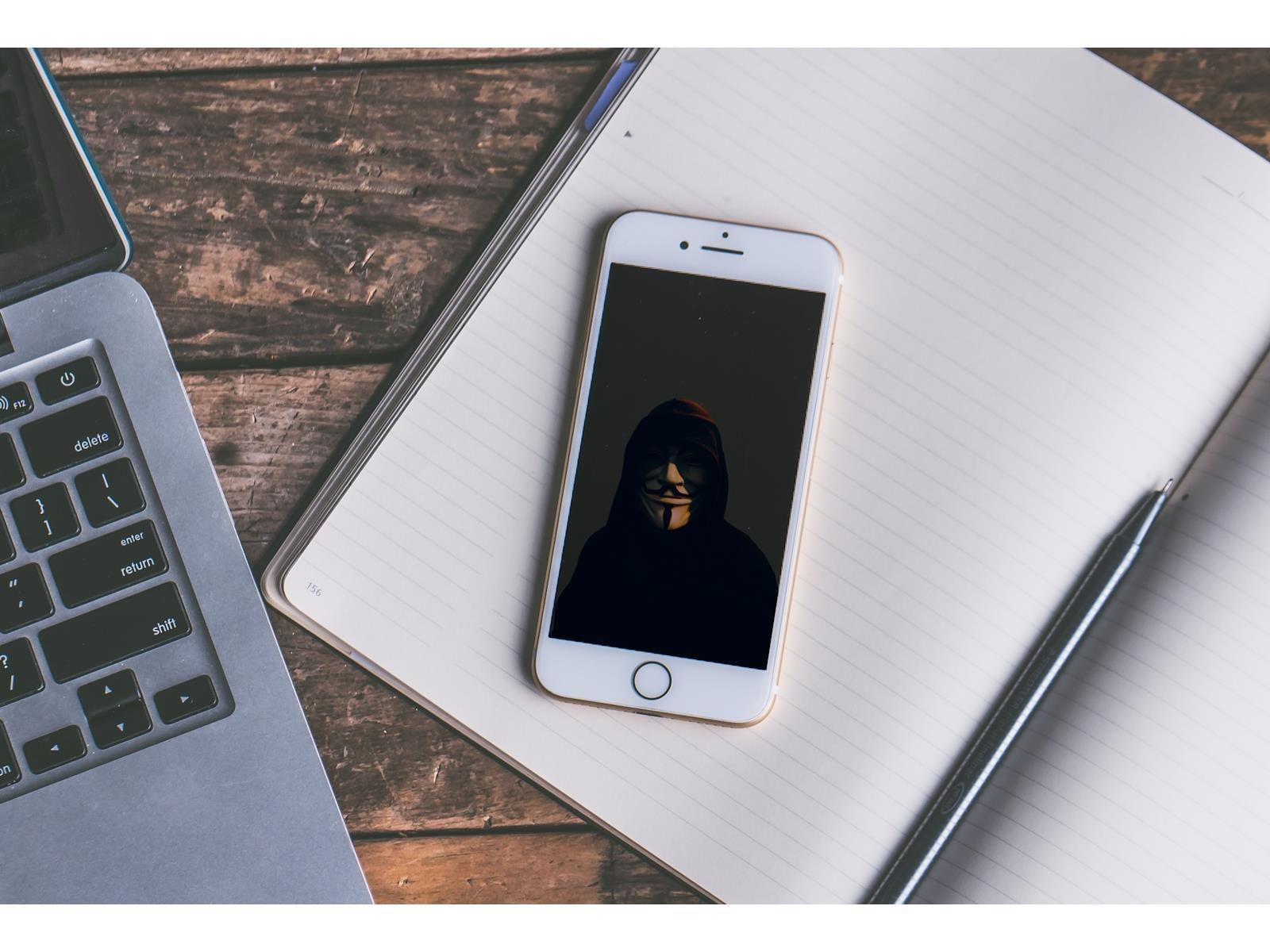 Predator na iPhone’ach — spyware, które udaje niewidzialność