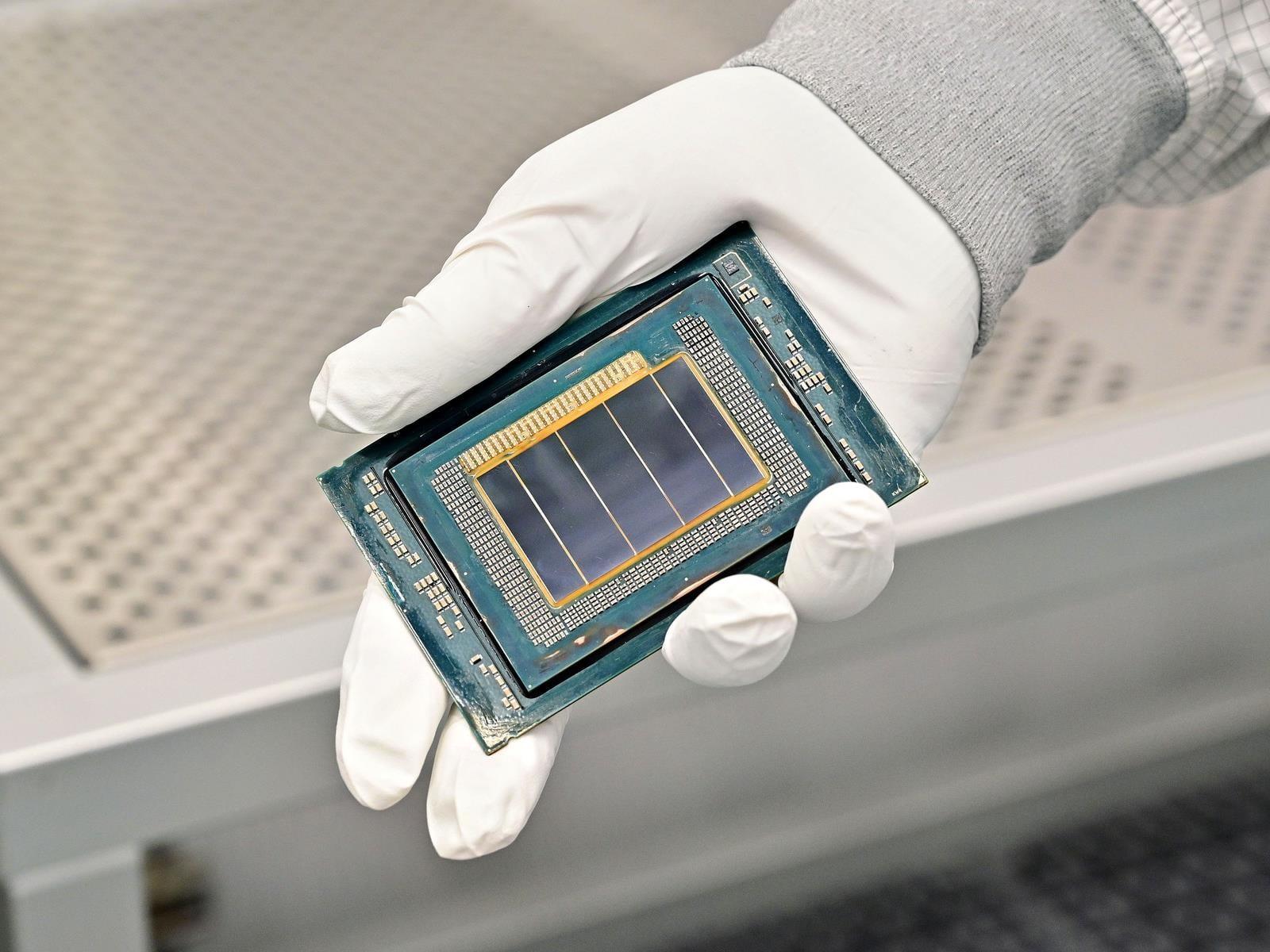 Intel Clearwater Forest — Xeony 18A z aż 288 rdzeniami debiutują na MWC 2026